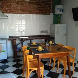 Departamento Amoblado con Cochera